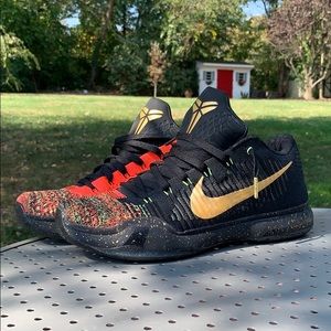Nike Kobe X Christmas Sneaker Size 11.5